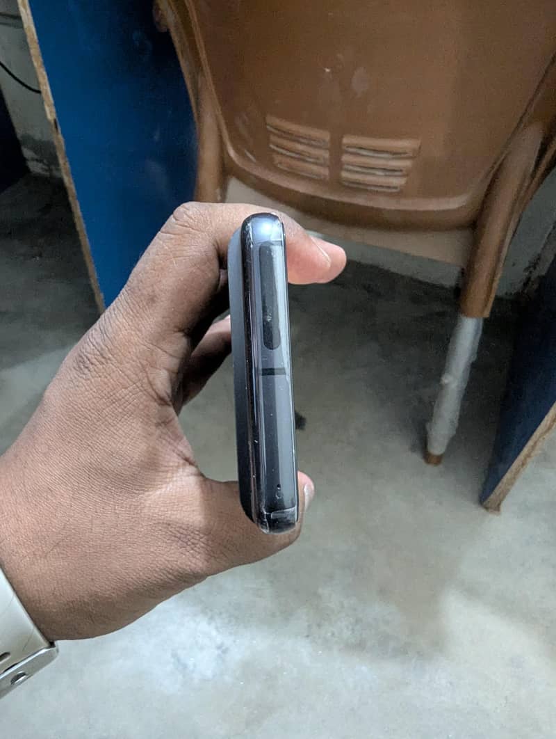 Google Pixel 8 5