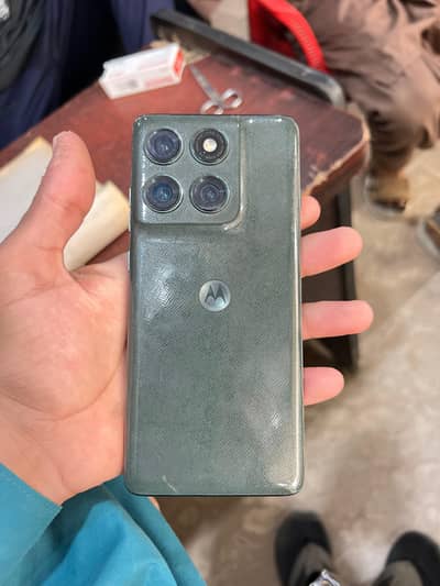 Motorola Edge (2025)