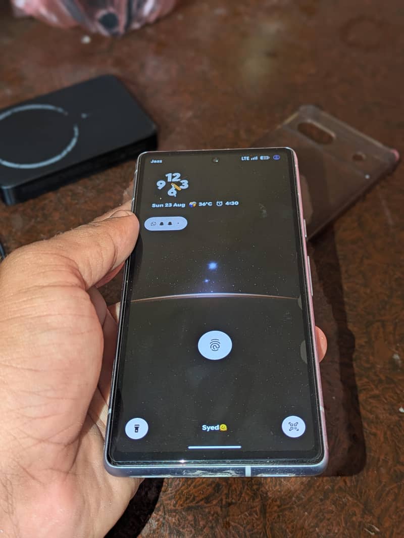Google Pixel 7a 1