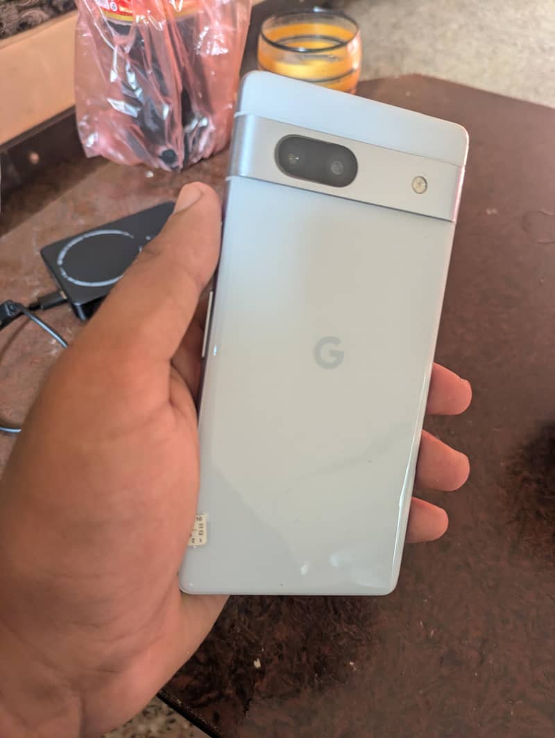 Google Pixel 7a 4