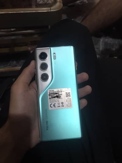 Tecno CAMON 40 Pro