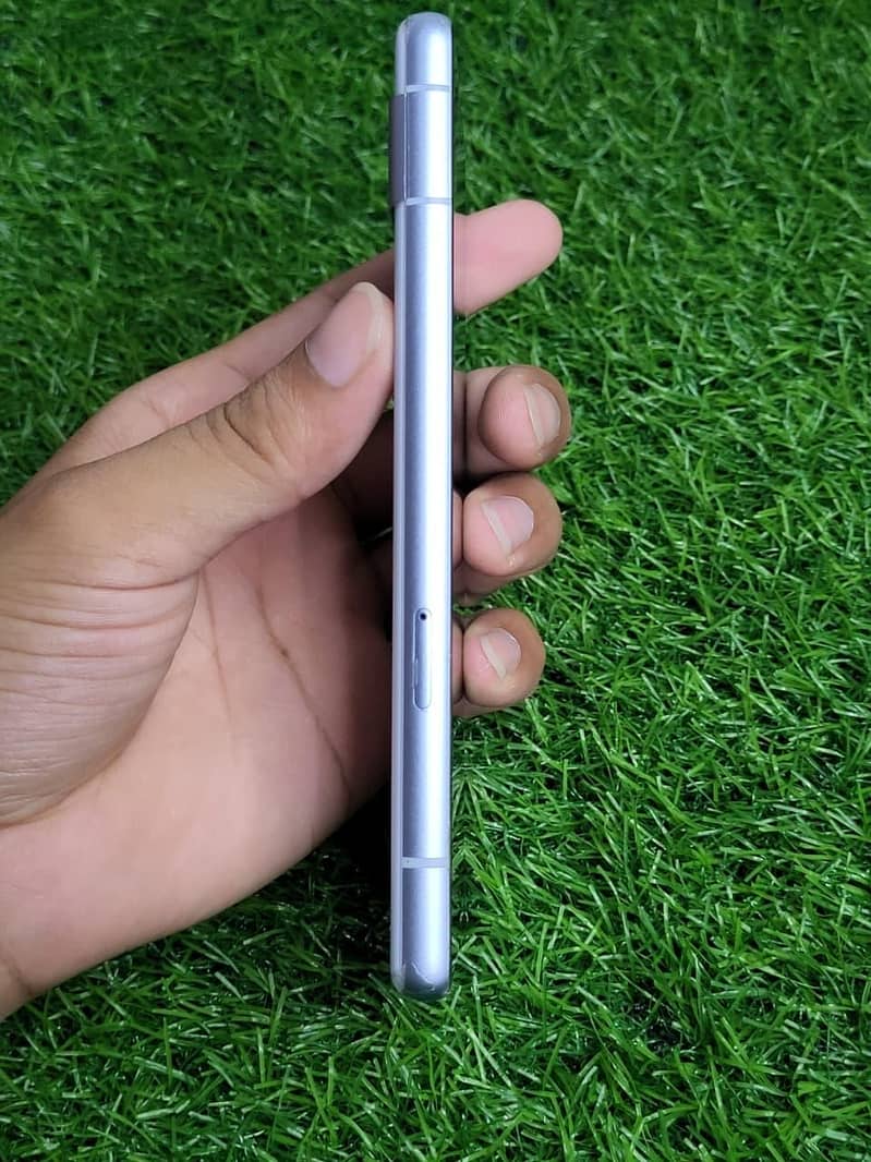 Google Pixel 7a 2