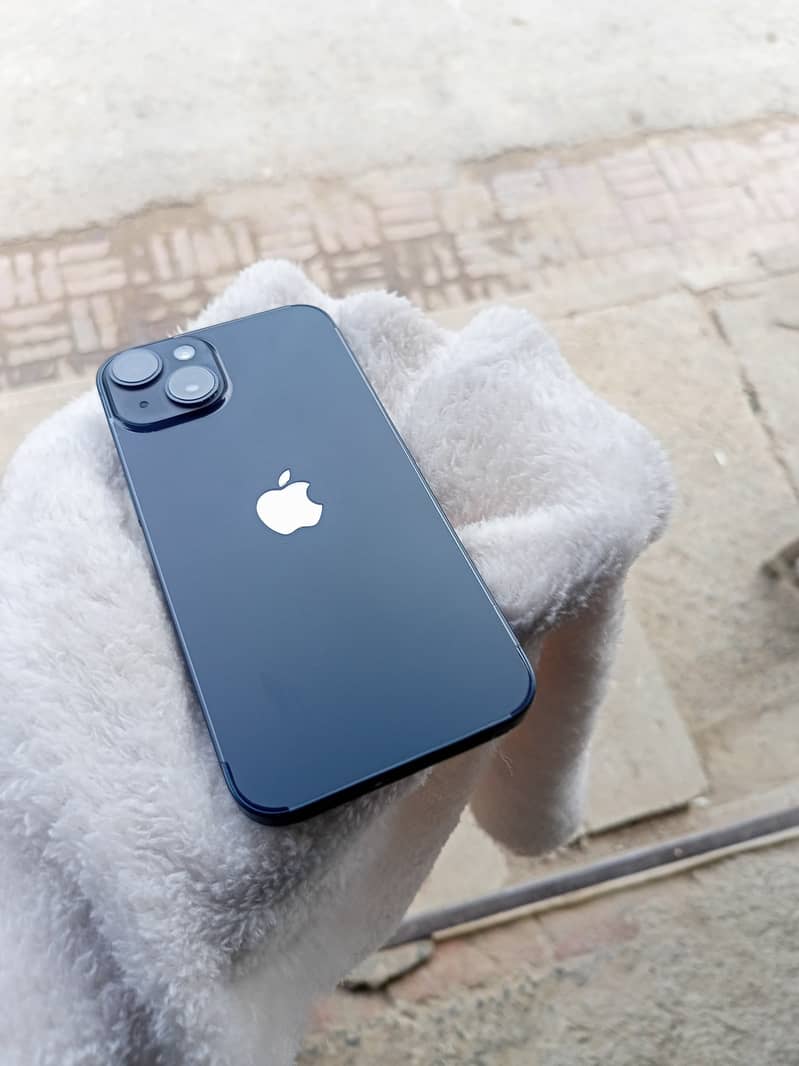 Apple iPhone 14 6