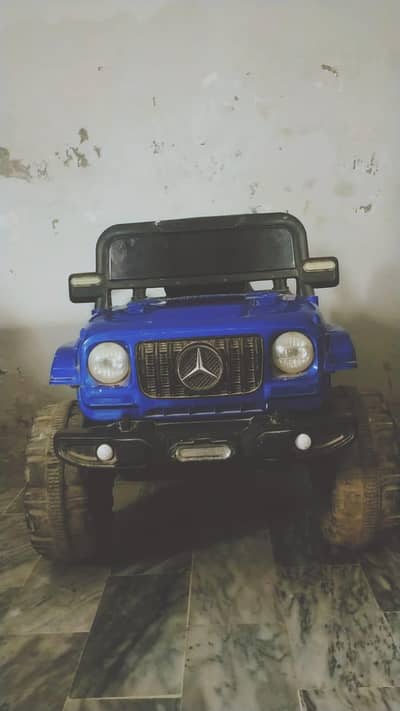 Jeep 5 say 10 sal k bachay tak ke