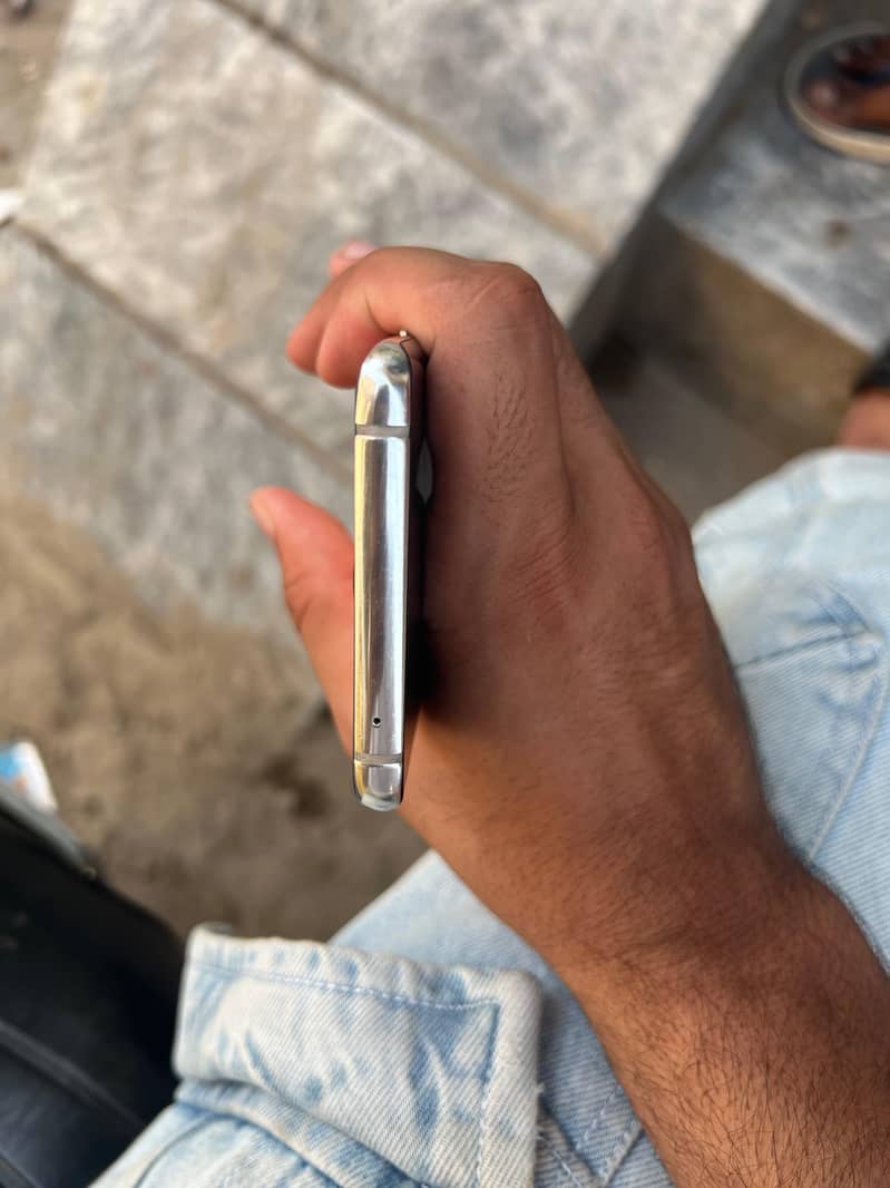 One Plus 8 4