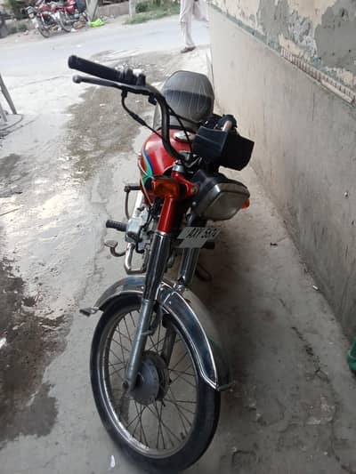 Metro 70cc motorcycle