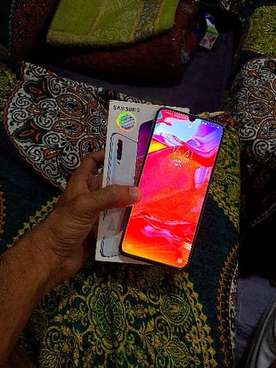 samsung a70 6gb 128gb with box exchange possible 03150815779