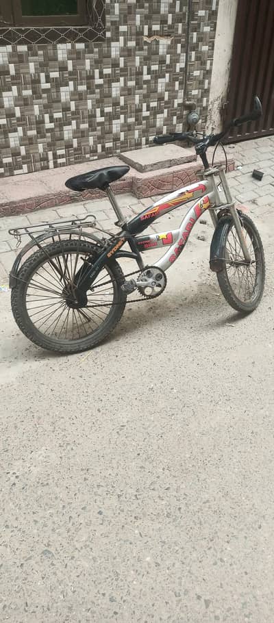 20-Inch Bicycle for Sale(suitable for kids aged 6–10 years)
