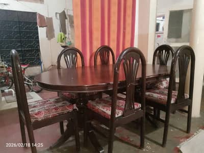 Dinning table with 6 chairs