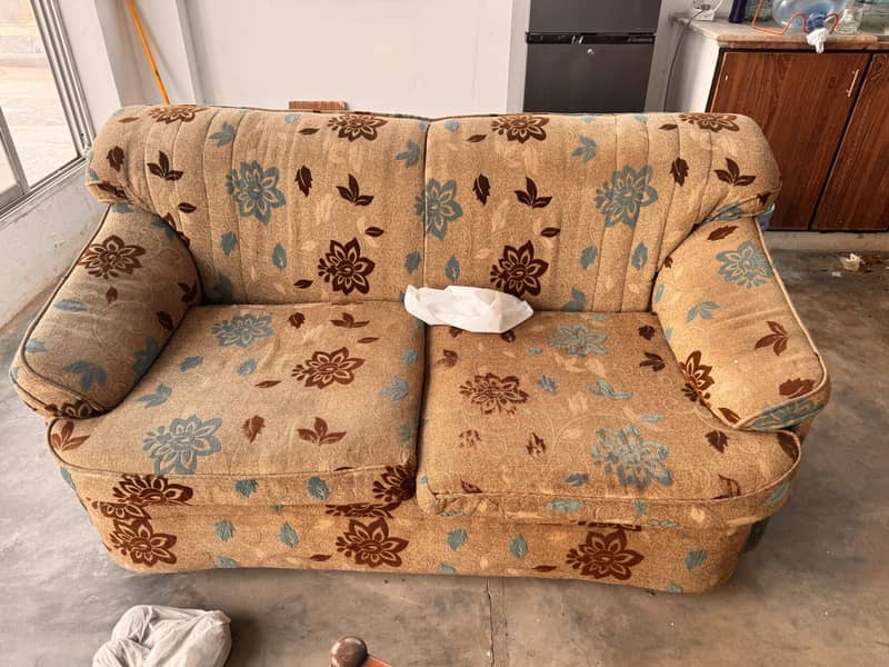 Sofa set with table 3+2+table 4