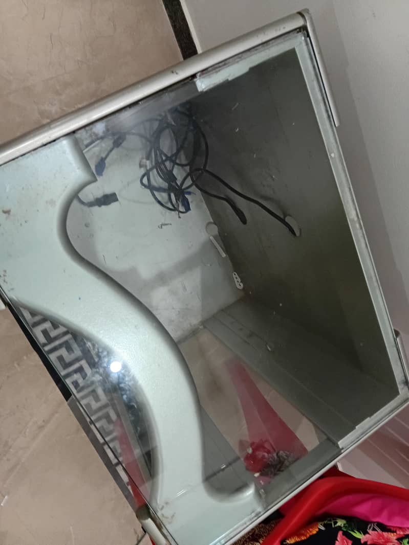 Computer trolley 1