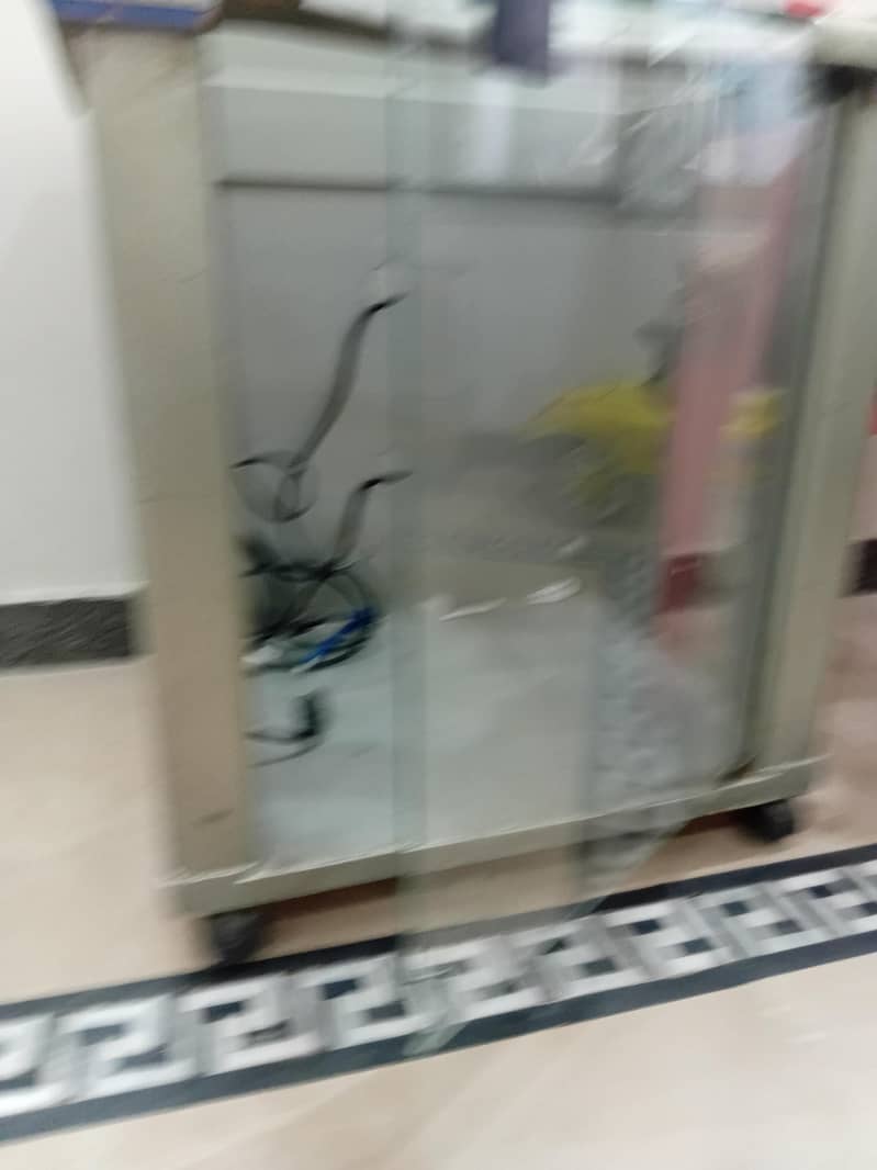 Computer trolley 2