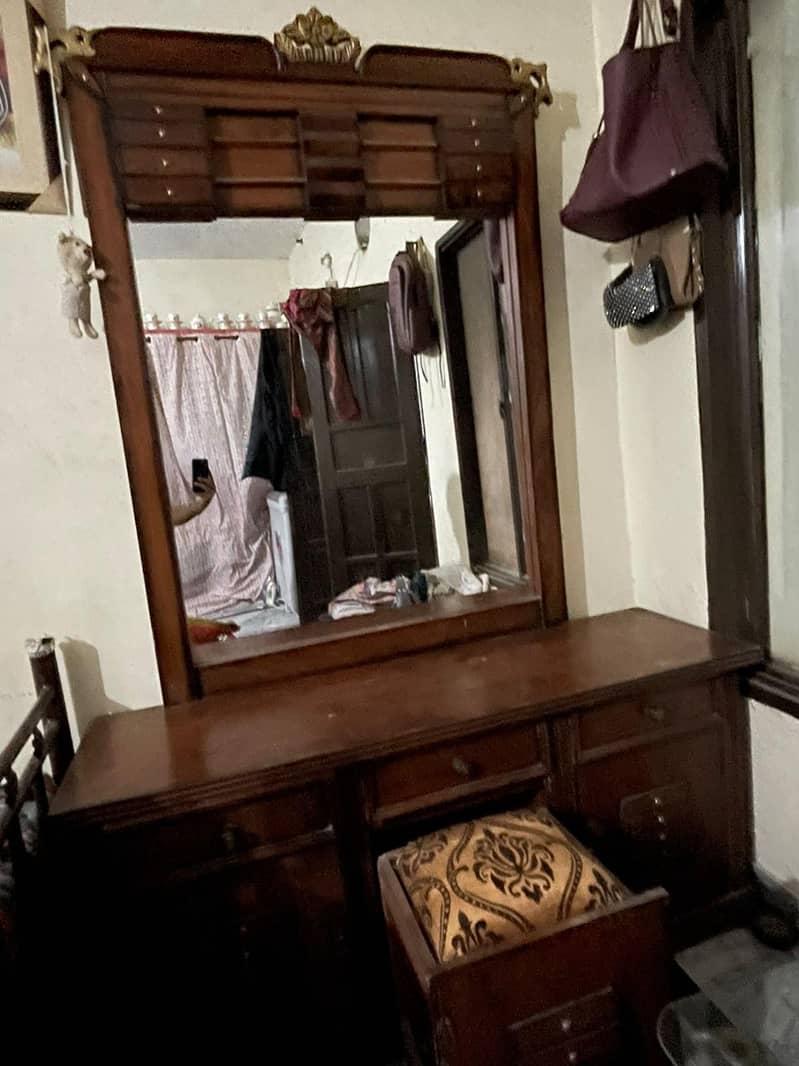 dressing table. used 2