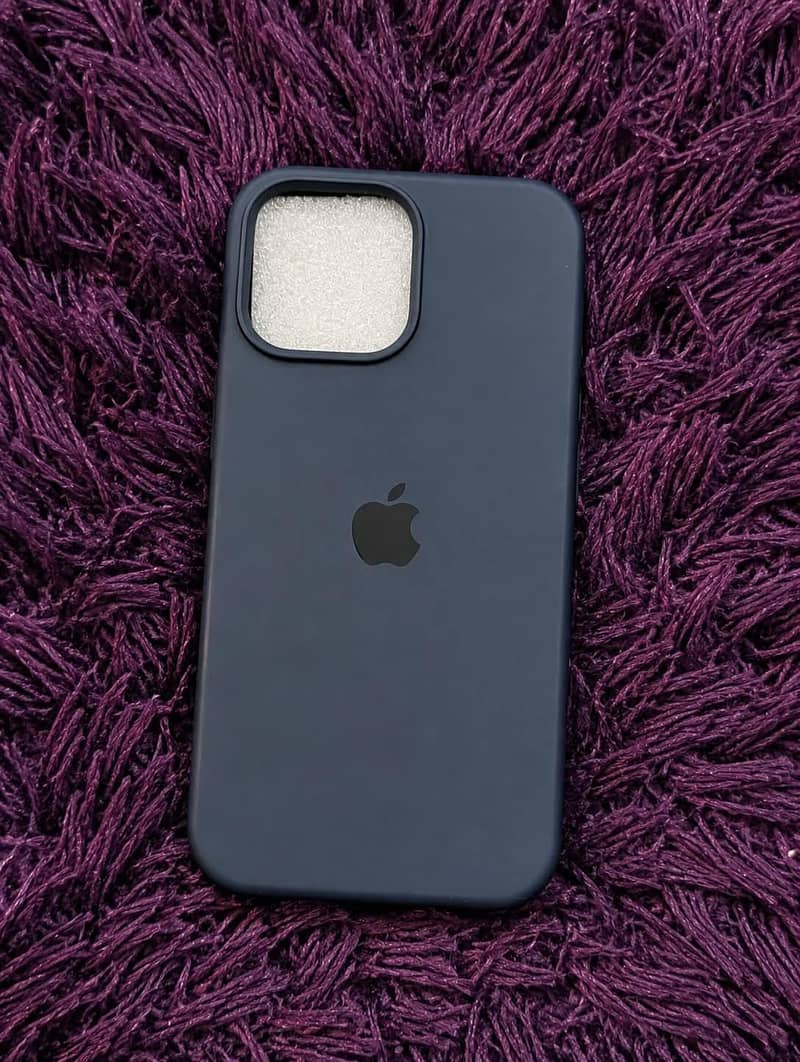IPhone 13 Pro Max Cases 3