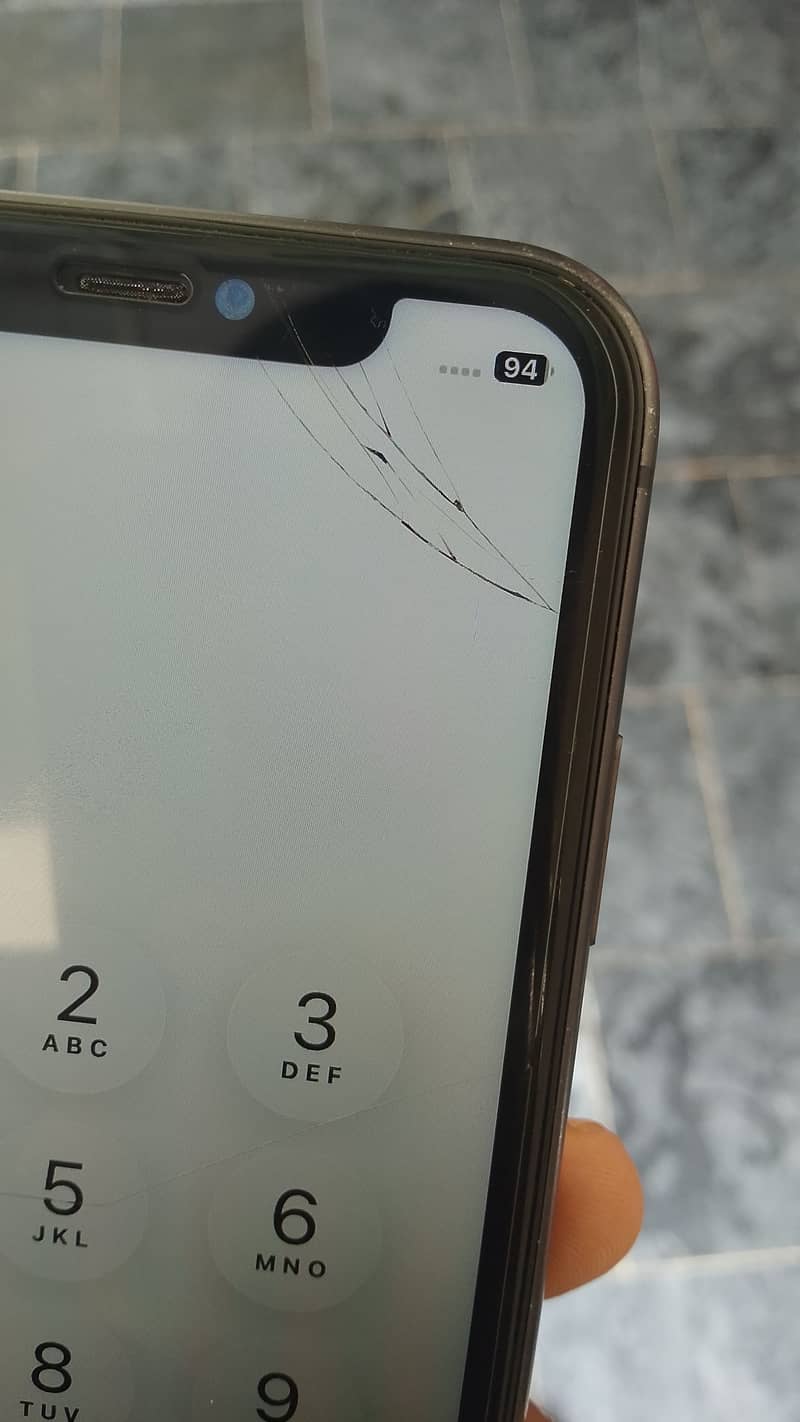 iPhone 11 (camera not working) 7