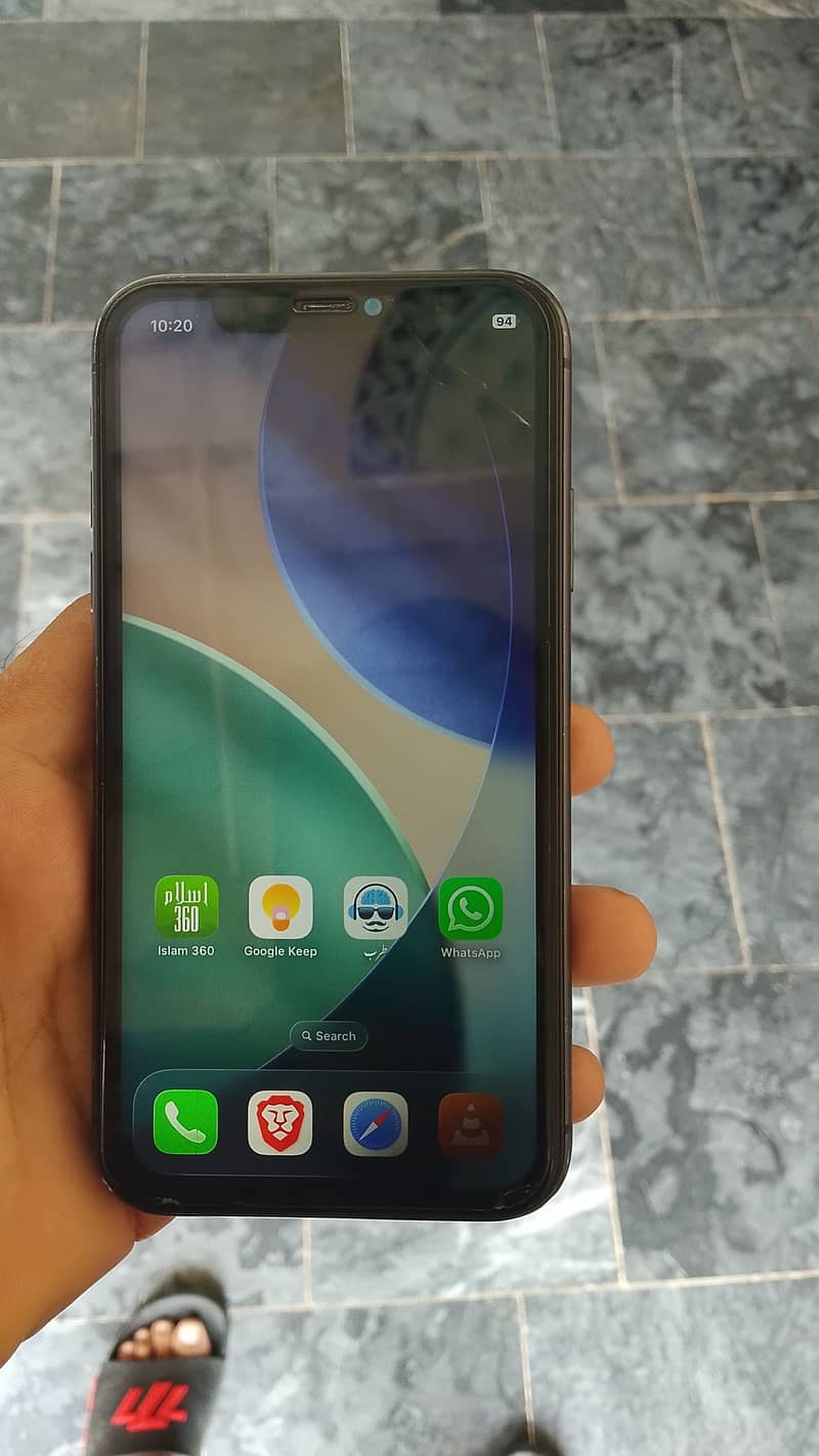 iPhone 11 (camera not working) 9