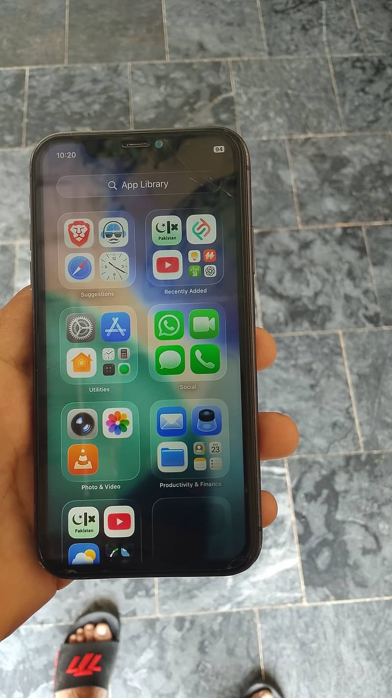 iPhone 11 (camera not working) 10