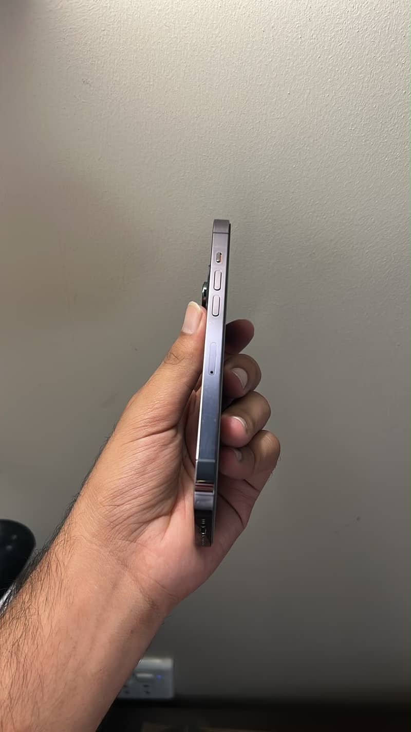 Apple iPhone 14 Pro 3