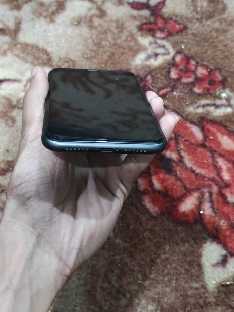 iphone 11 3
