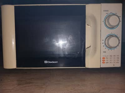 Dawlence DW-MD4N Microwave Oven (needs repair)