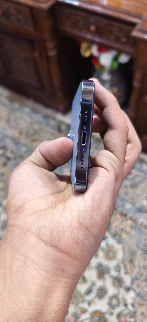 Apple iPhone 13 Pro 1