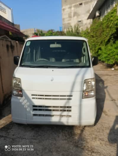 Suzuki Every 2010