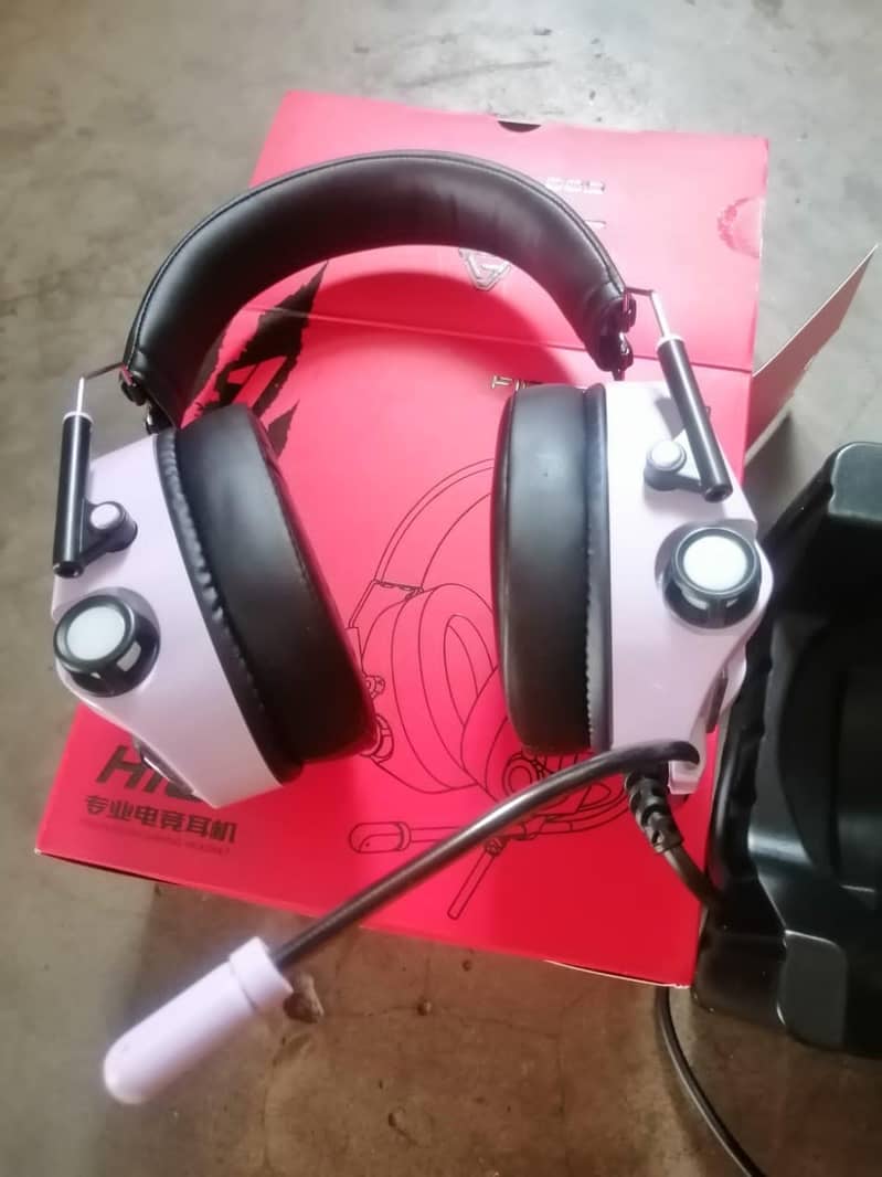gaming head set 0