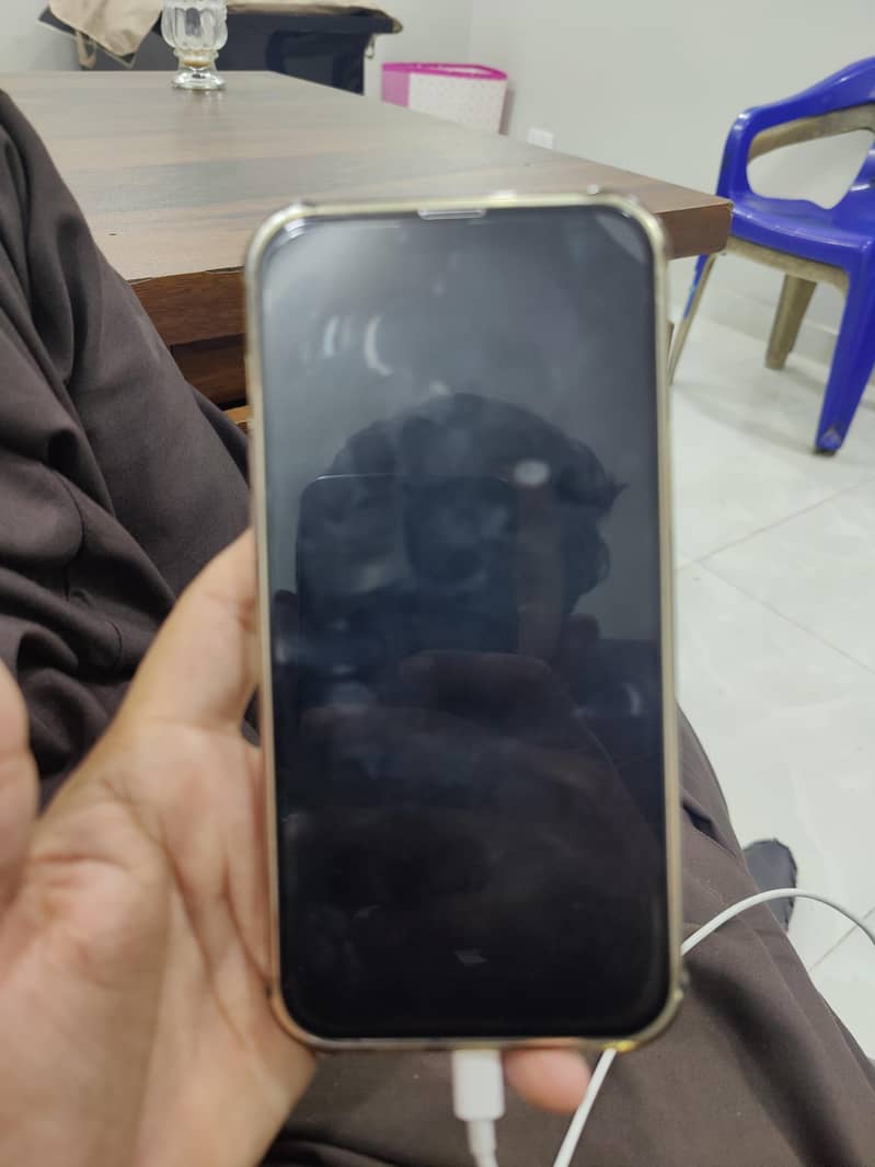 Apple iPhone 14 plus 1