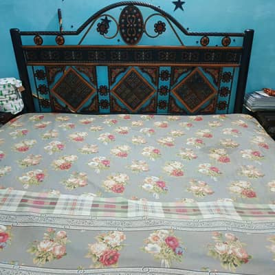 iron bed