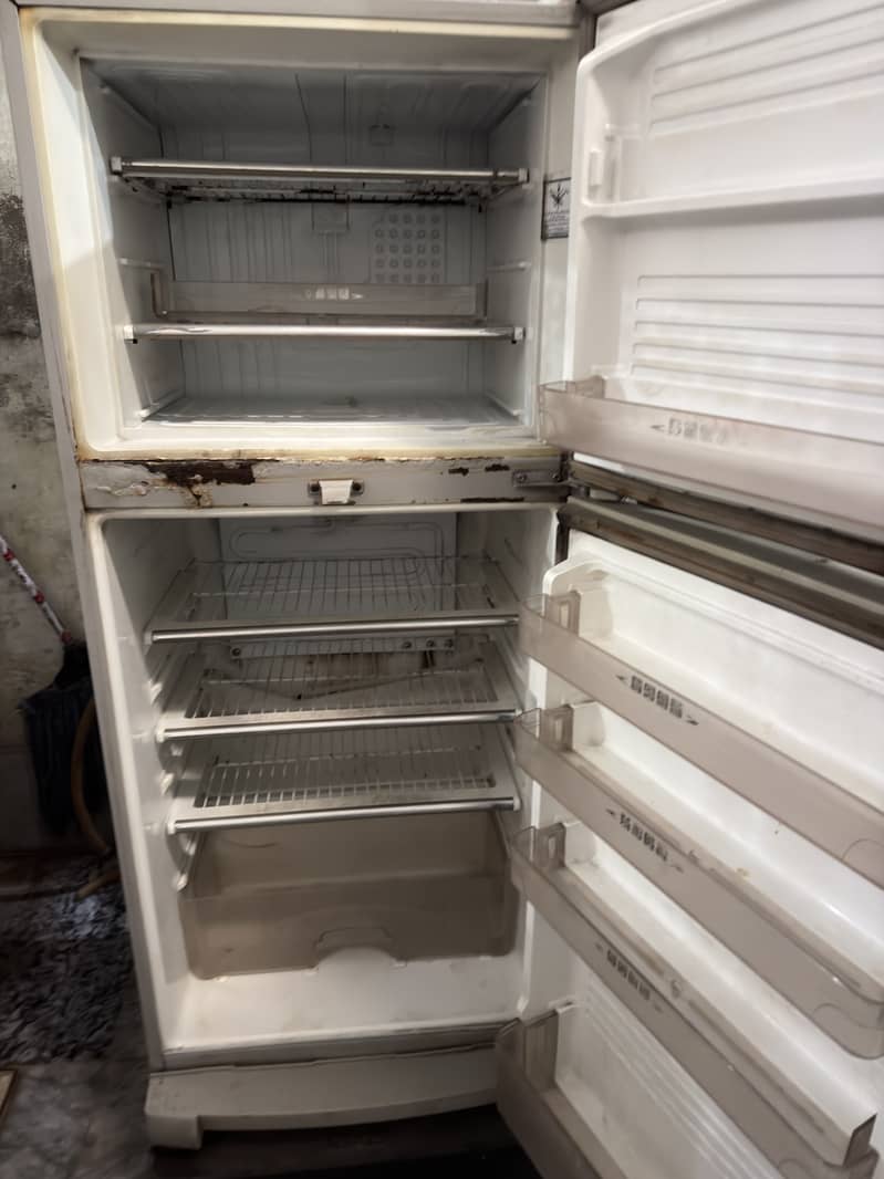 Fridge 0