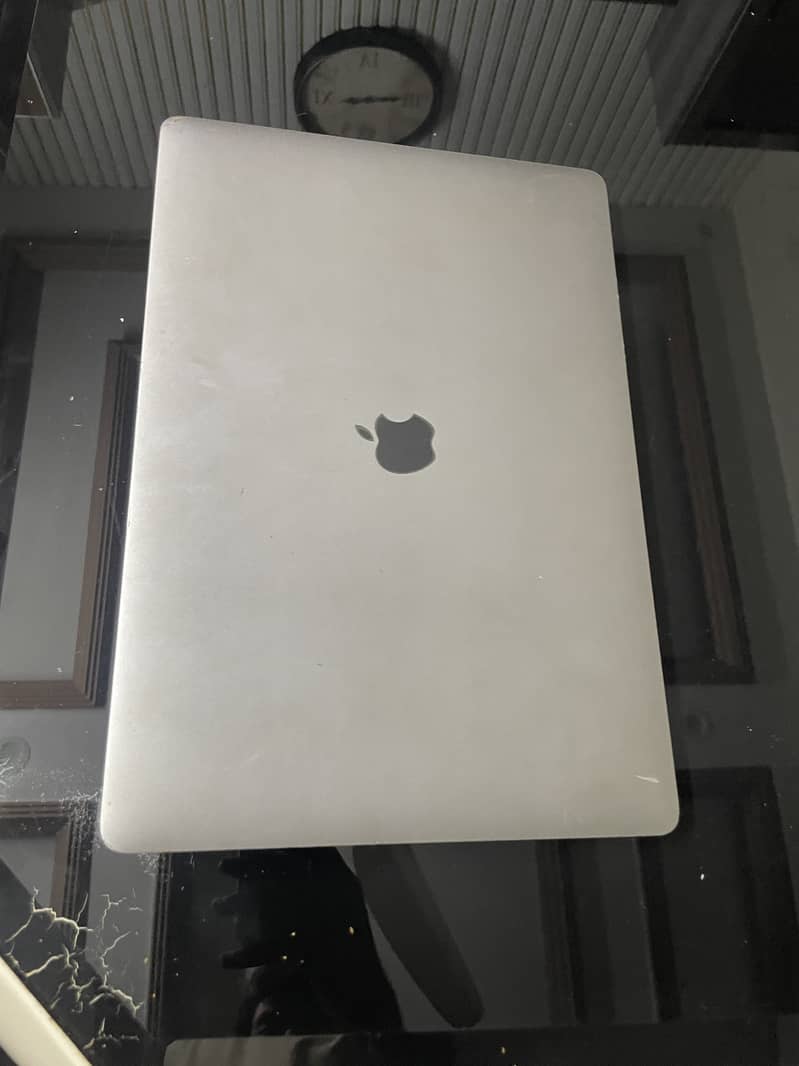 Macbook pro 2019 model 0