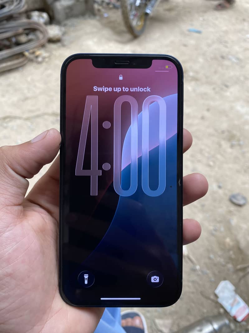 Apple iPhone 12 3