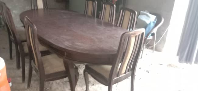 brand daining table for sale +8 chairs good condition 10 by 9