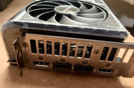 Nvidia Gforce RTX 5070Ti 16 gb