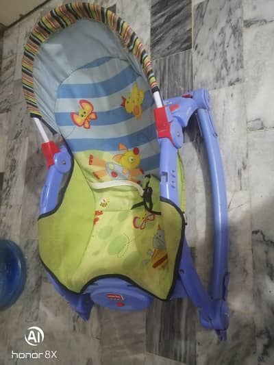 Slighly used swing for new born or toddler