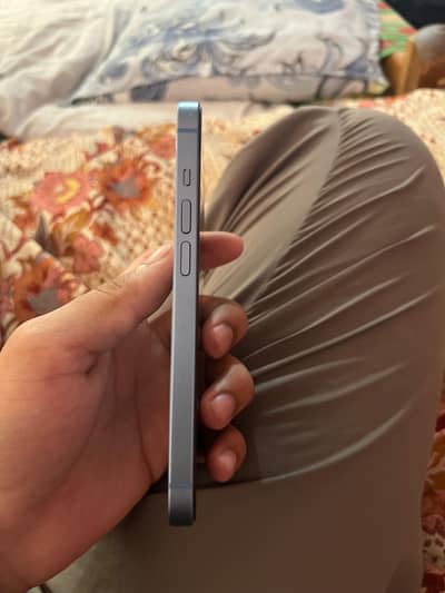 Apple iPhone 14