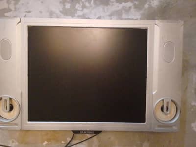 LcD +wifi dives