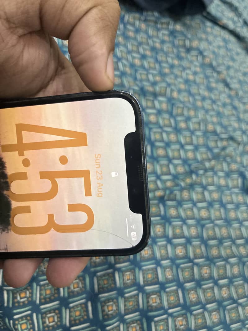 Apple iPhone 12 5