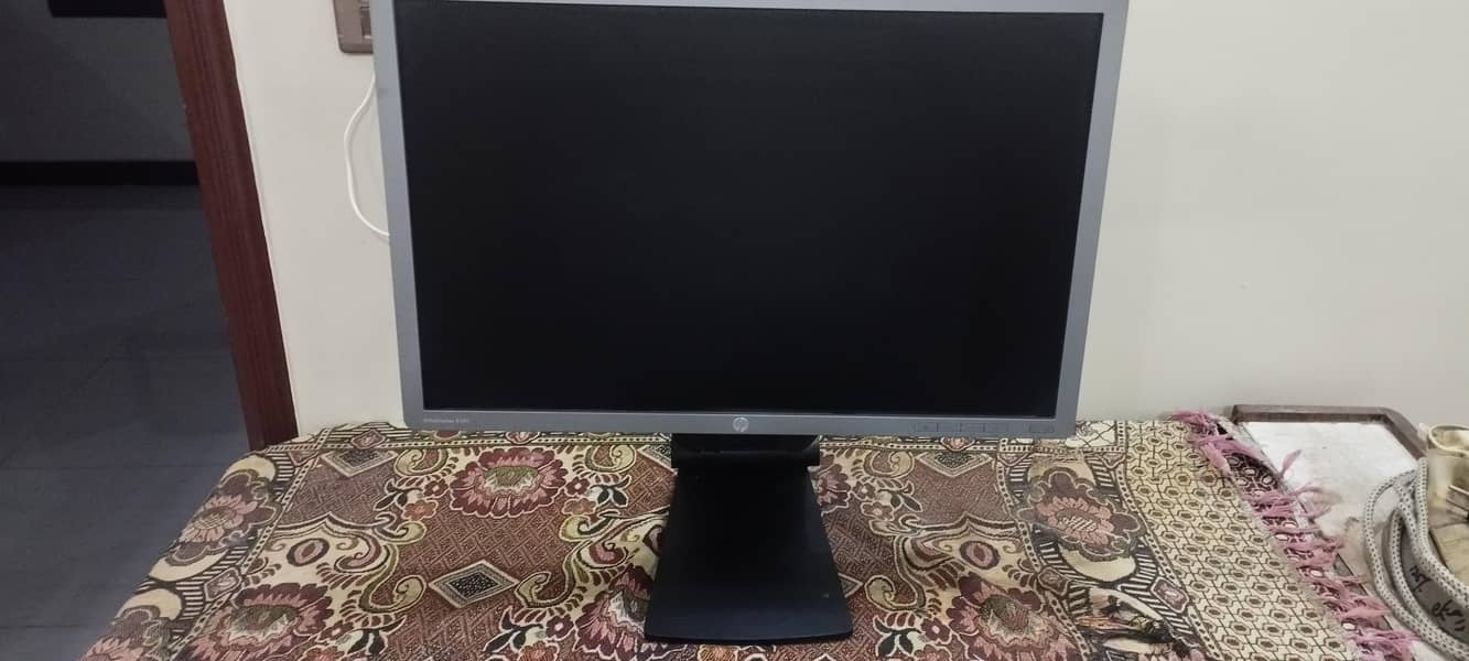 24 inch  Computer LED 1