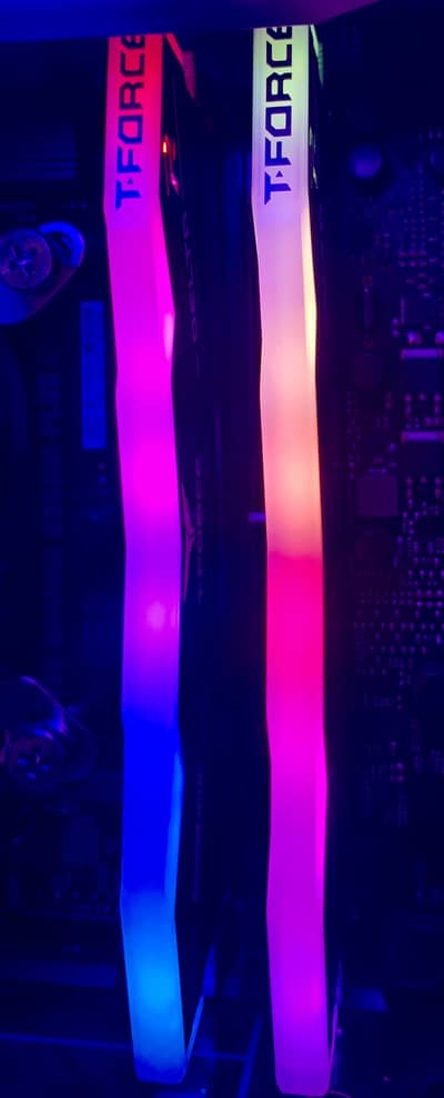 T-Force Delta RGB (32GB*2) 288-Pin PC Ram DDR5 6400 CL40 Desktop mem