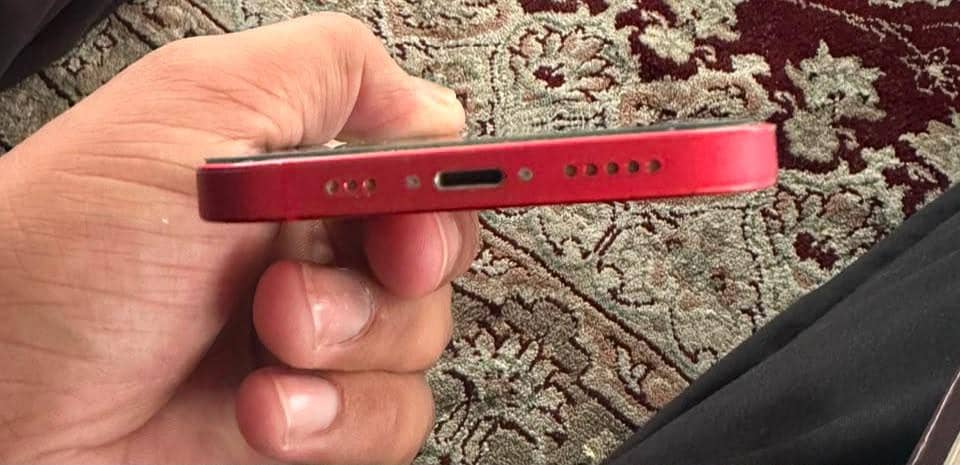 Apple iPhone 12 2