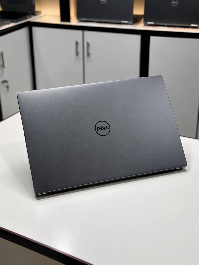 DELL PRECISION 5570 4