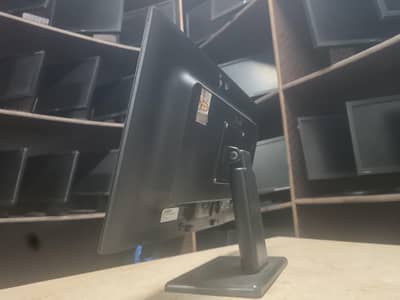 22 inch LCD MONITOR