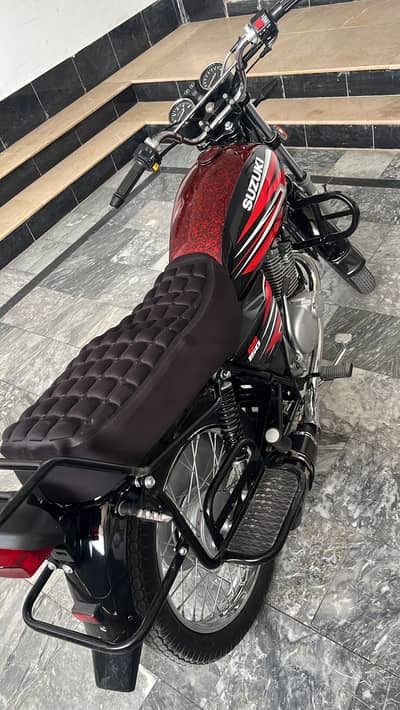 Suzuki GS 150 2026