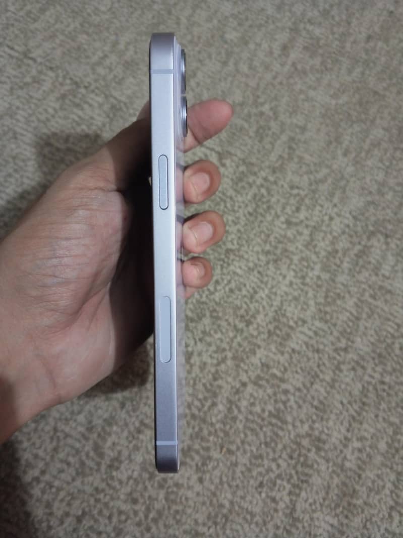 Apple iPhone 14 plus 4