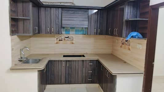 Ready To Buy A Prime Location Upper Portion 950 Square Feet In Karachi