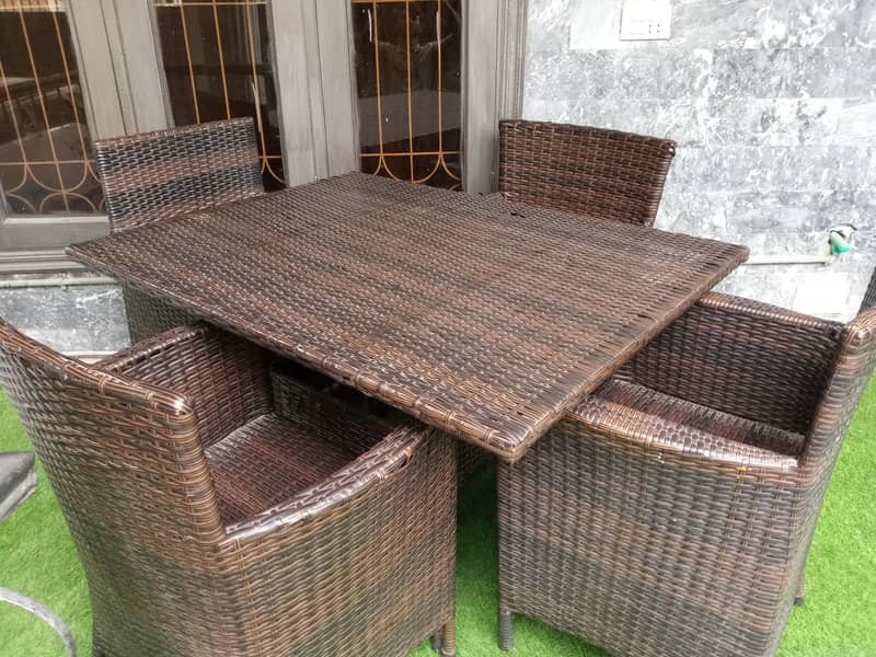 dining chairs with table 0
