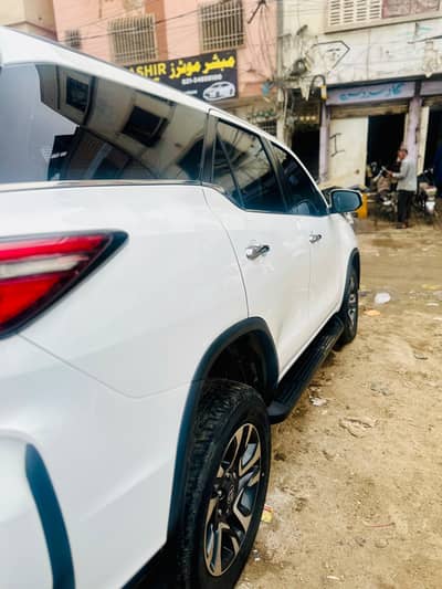 Toyota Fortuner 2023
