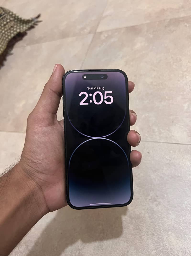 iPhone 14 Pro 1