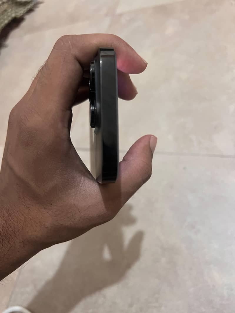 iPhone 14 Pro 3